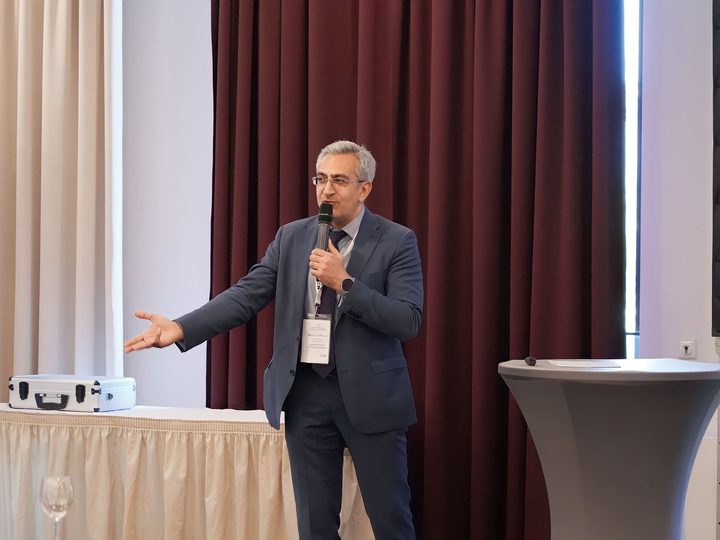 Selected photograph from DigiPharma Conference, showing colleagues and participants in conversation