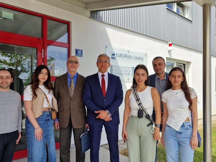 Prof. Georgi Chaltikyan participating with colleagues and attendees during International Interoperability Week