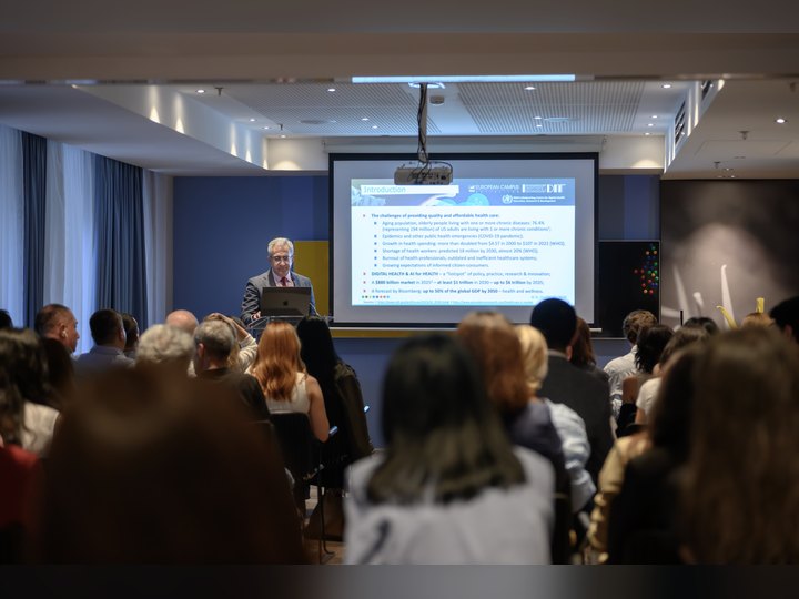 Prof. Georgi Chaltikyan presenting programme developments to participants